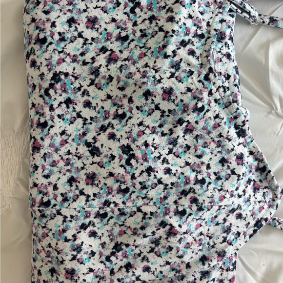Lane Bryant Multicolor Patterned Top - Picture 4 of 4
